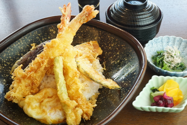 海老イカ天丼