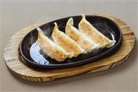 鉄板餃子(大判4個)