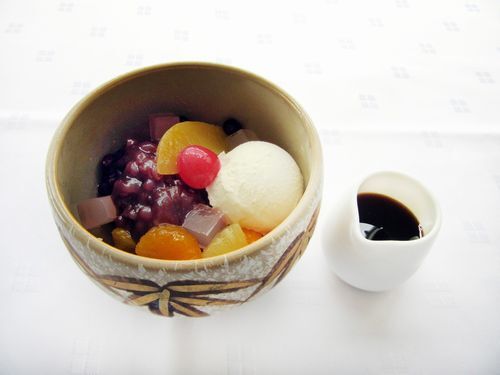 クリームあんみつ